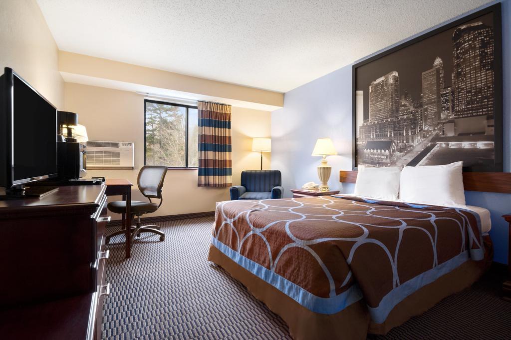 Super 8 By Wyndham Charlotte University Habitación foto