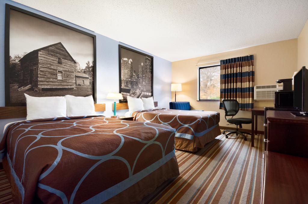 Super 8 By Wyndham Charlotte University Habitación foto